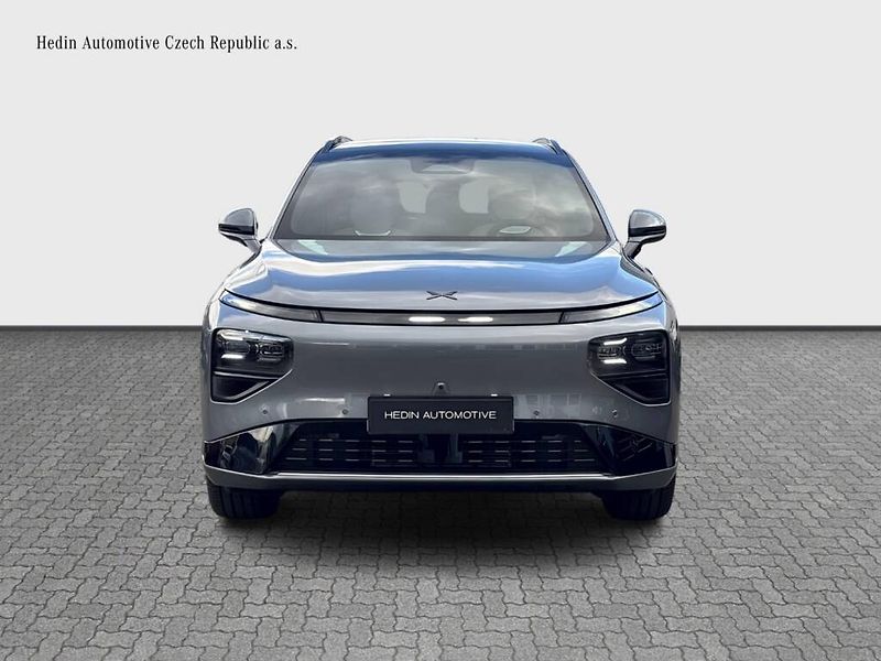Xpeng G9 (2026) AWD Performance Pro - fotka 8 z 15