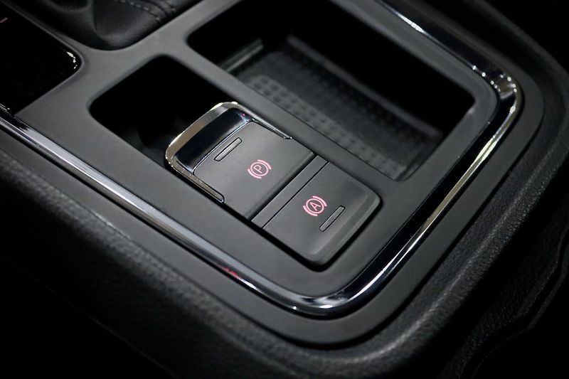 Seat Ateca 1.4 TSI 110 kW DSG - fotka 33 z 37