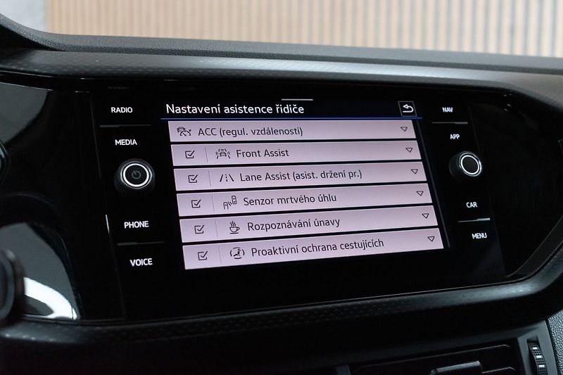 Volkswagen T-Cross 1.0 TSI 81kW KAMERA*ACC*BLIS* - fotka 30 z 38