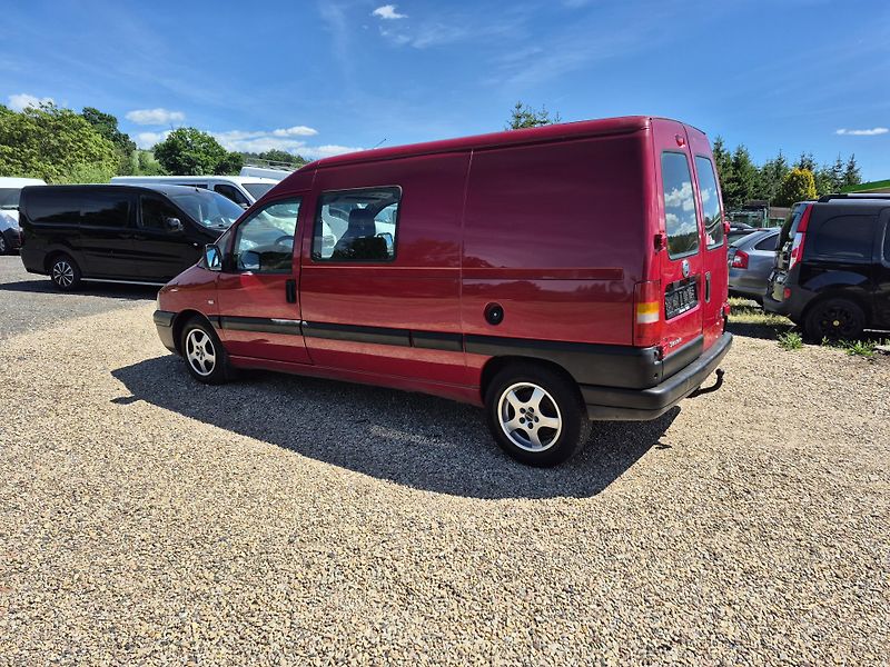 Fiat Scudo (2005) 2.0Hdi Long 5 míst  - fotka 11 z 22
