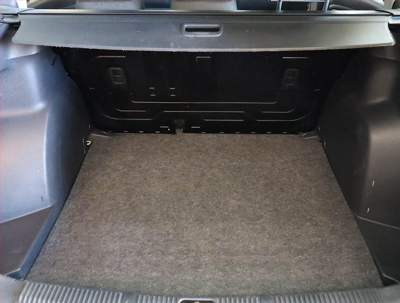 Škoda Fabia (2012) 1.4 16V - fotka 14 z 15