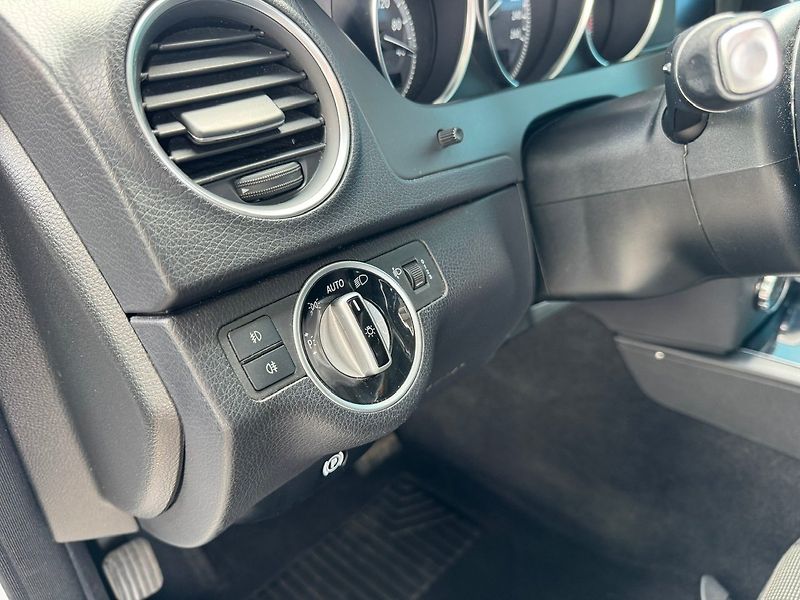 Mercedes-Benz Třídy C (2012) C 200 CDI kombi - fotka 9 z 47