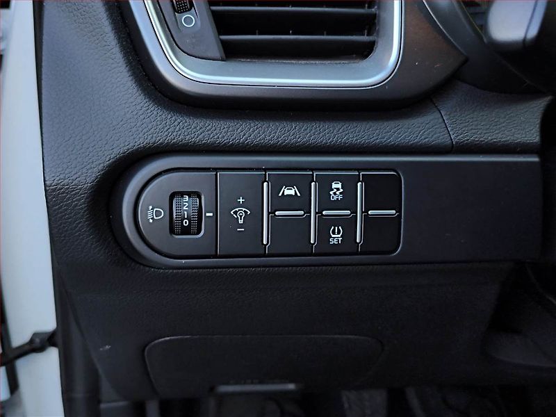 Kia Ceed (2022) 1.5 T-GDI, ČR,1.maj - fotka 16 z 17