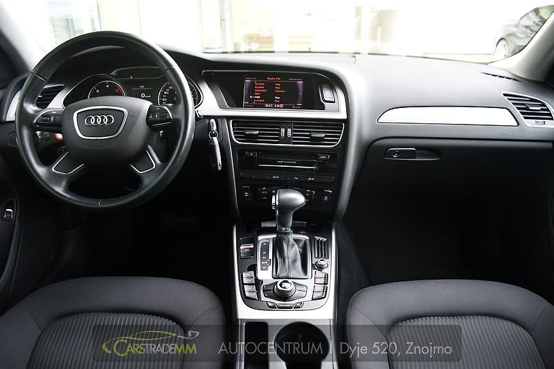 Audi A4 2.0TDi ČR PDC VÝHŘEV - fotka 17 z 35