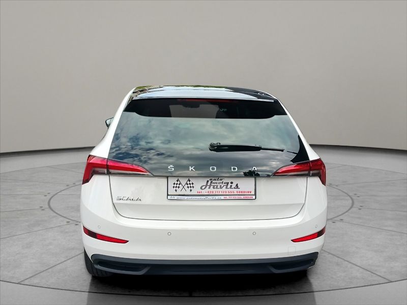 Škoda Scala 1,5 TSI 110kW DSG7, PANORAMA - fotka 5 z 24