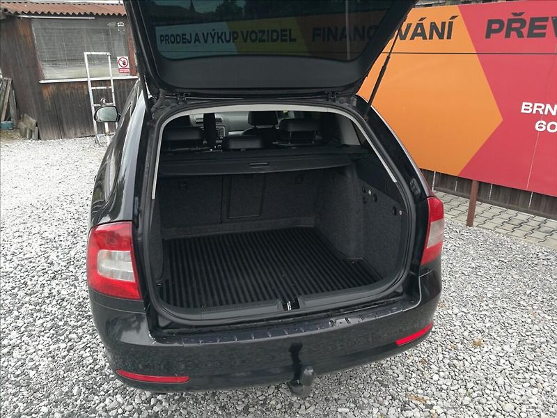 Škoda Octavia 1,2 TSI LPG kombi Elegance - fotka 15 z 22