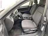 Volkswagen Passat (2016) 2.0 TDi, DSG, park.asist - náhled 9