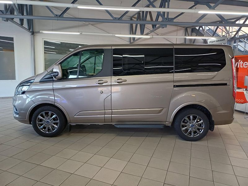 Ford Tourneo Custom (2023) 2,0 125 kW Titanium X - fotka 2 z 15