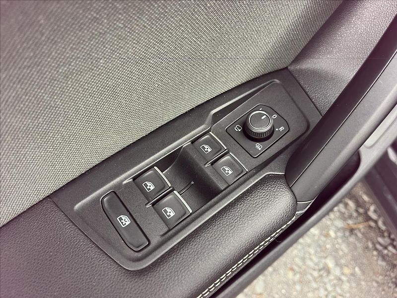 Seat Tarraco 2,0 TDi DSG Xcellence DPH  ACC - fotka 12 z 50