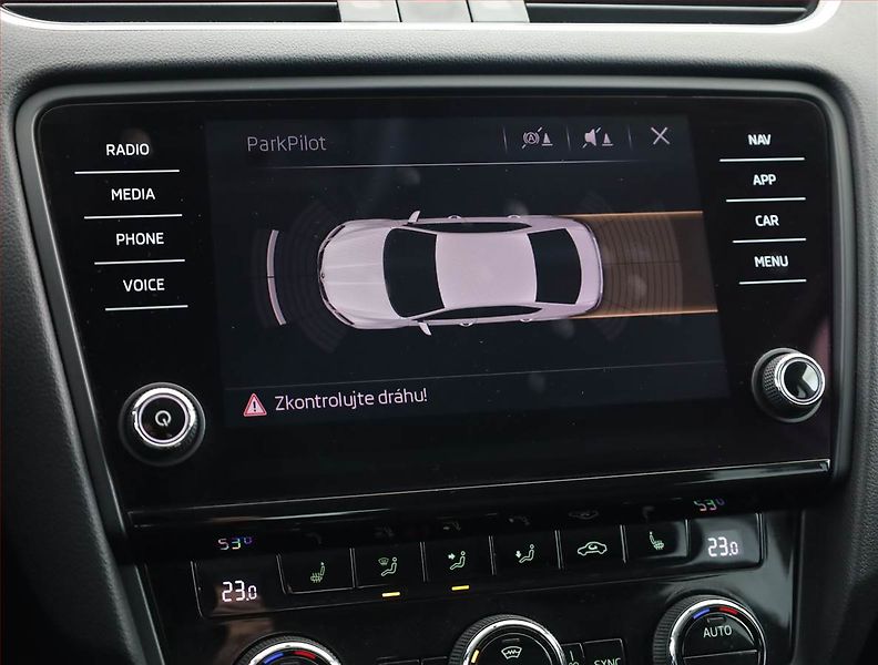 Škoda Octavia (2017) Style 2.0 TDI, Navi, Tempomat - fotka 15 z 20