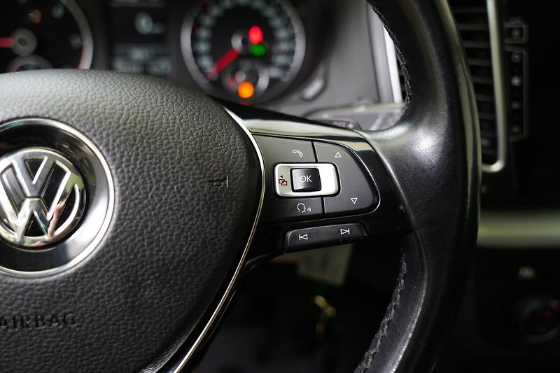 Volkswagen Sharan - fotka 16 z 21