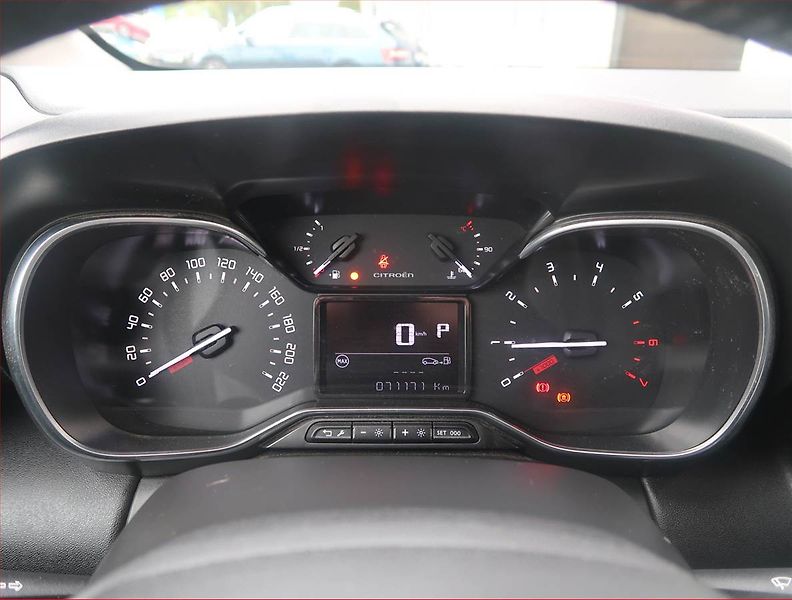Citroën C3 Aircross (2018) 1.2 PureTech, Automat - fotka 11 z 15