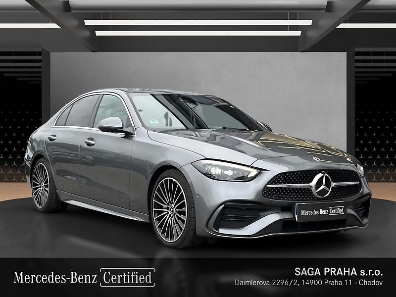 Mercedes-Benz Třídy C C-Třída 220 d 4MATIC AMG Editi - fotka 8 z 21