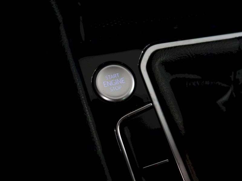 Volkswagen Passat (2022) BUSINESS 1.5TSI EVO 110KW - fotka 34 z 39