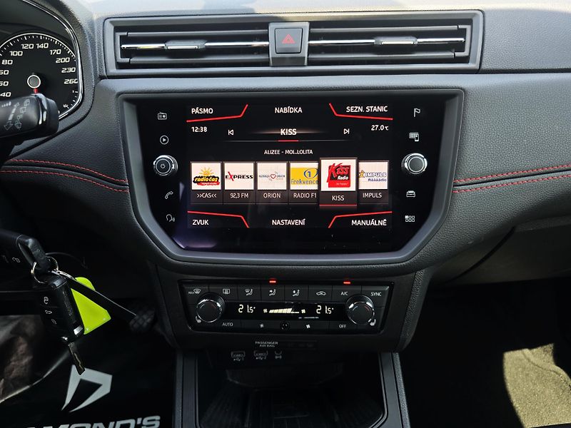 Seat Arona FR 1.5 TSI 110KW FULL LED NAVI - fotka 21 z 26