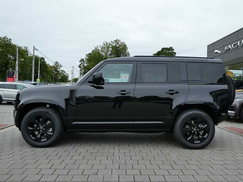 Land Rover Defender 110 3,0 X-Dynamic SE D250 - fotka 3 z 40