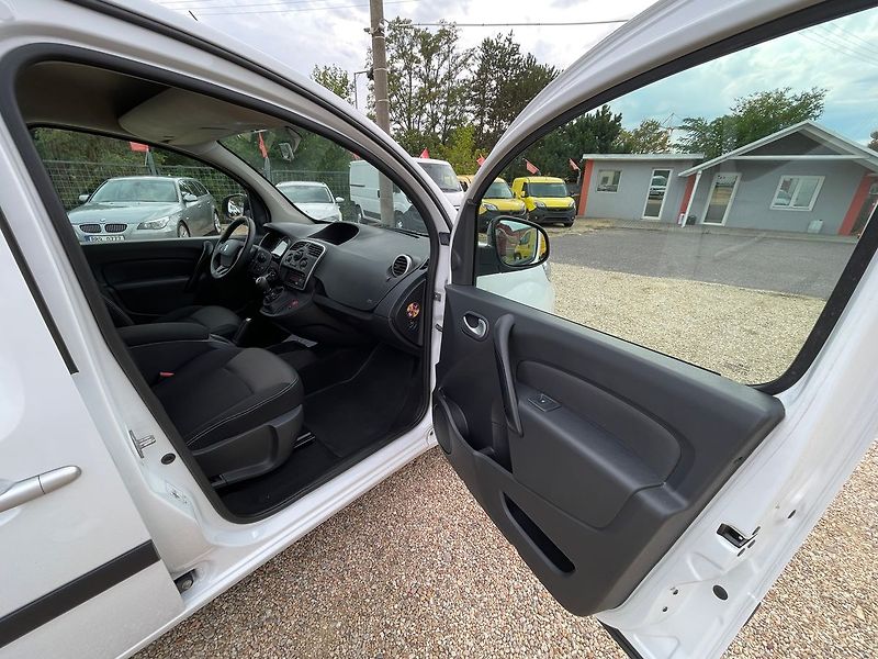 Renault Kangoo 1.5DCI 70KW*5.Míst*ČR* - fotka 16 z 31