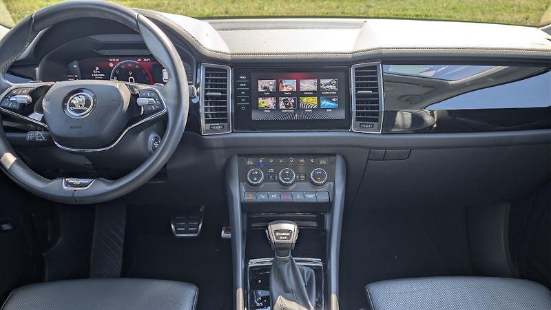 Škoda Kodiaq (2023) Škoda Kodiaq, L&K 2.0 TDI 147k - fotka 9 z 13