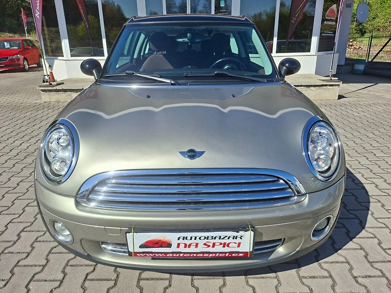 Mini Clubman (2009) 1.6i 88kW -VYHŘ.SED.-P.SENSORY - fotka 3 z 32