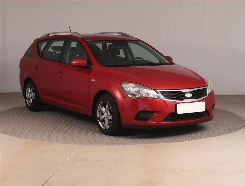 Kia Ceed (2010) 1.6 CRDi, po STK, udržované - fotografie inzerátu