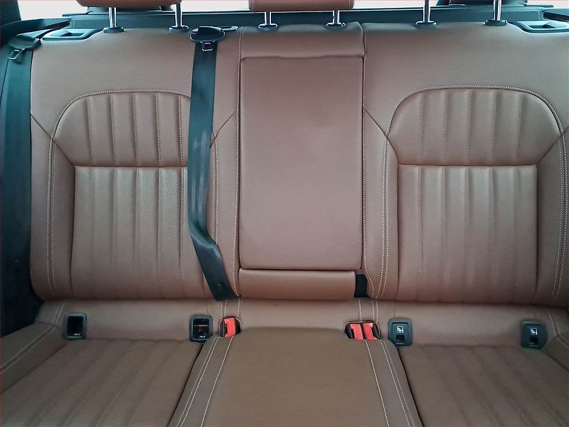 Škoda Superb (2022) Laurin&Klement 2.0 TDI - fotka 10 z 18