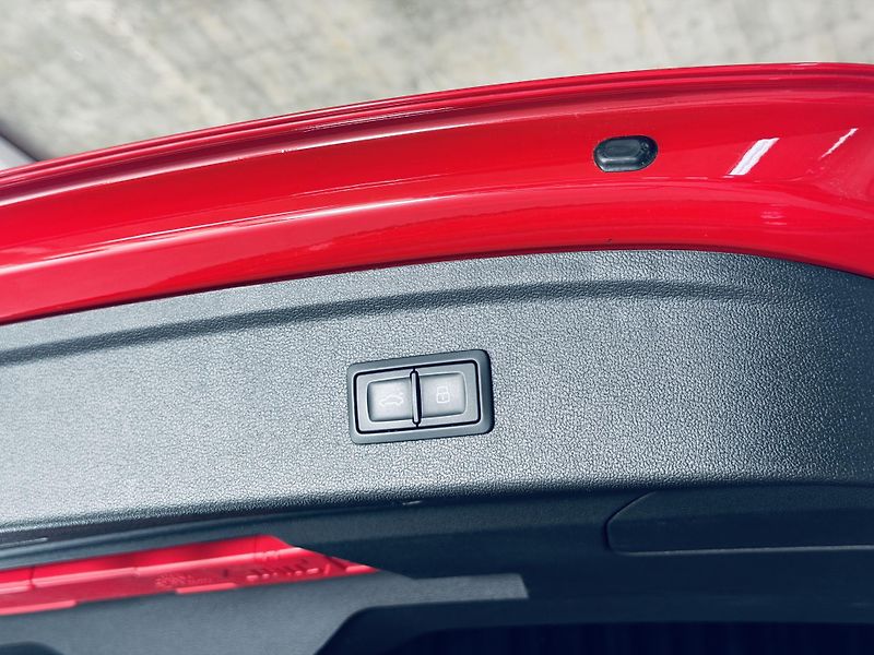 Audi RS 3 (2022) TFSI*SPORTBACK*CERAMIC*CARBON - fotka 39 z 40