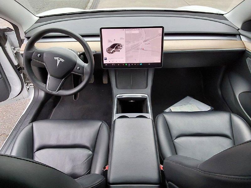 Tesla Model 3 (2021) AWD Long Range    PŘIPRAVUJEME - fotka 8 z 9