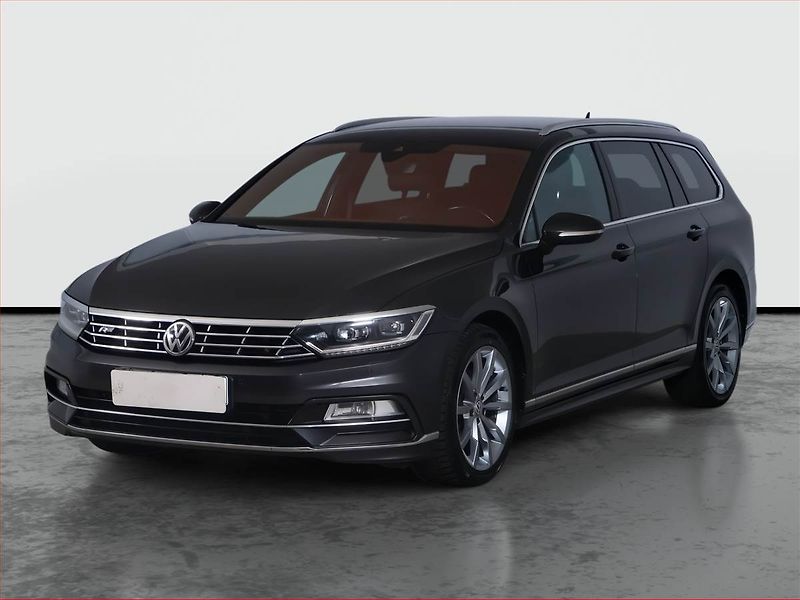 Volkswagen Passat (2019) R-Line 2.0 TDI, 4X4, Automat - fotka 2 z 26