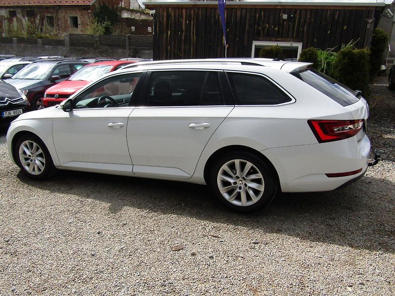 Škoda Superb (2016) 1.6 TDI 88kW - fotka 4 z 38
