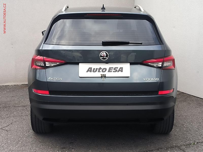 Škoda Kodiaq (2019) 2.0 TDi, Style, DSG, +kola - fotka 5 z 32