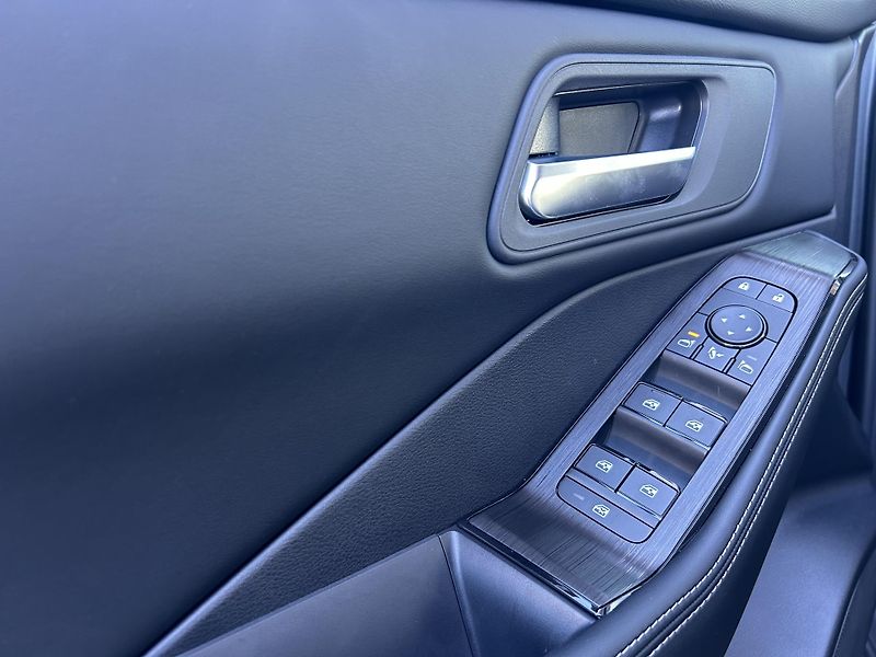 Nissan X-Trail Acenta 1.5 (163K) Automat  - fotka 9 z 10
