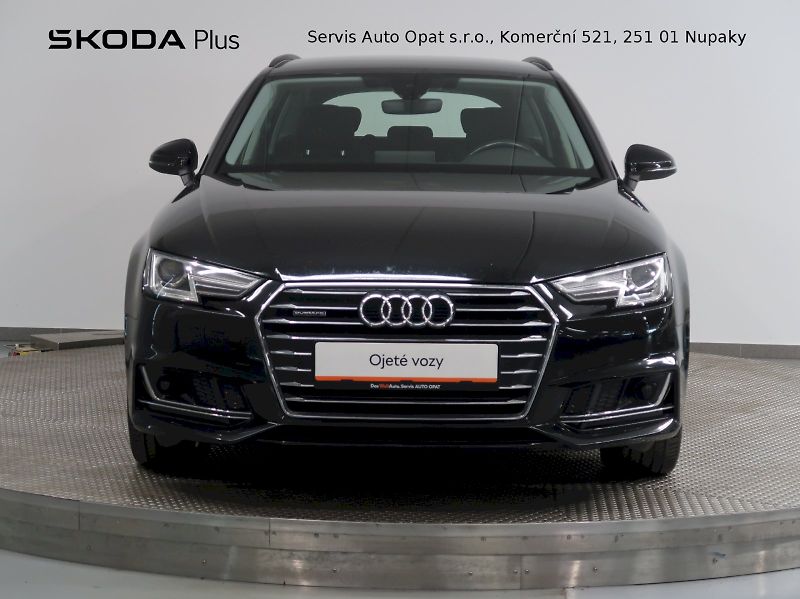 Audi A4 (2019) 40TDI 140KW 4x4 WEBASTO NAVI - fotka 4 z 39