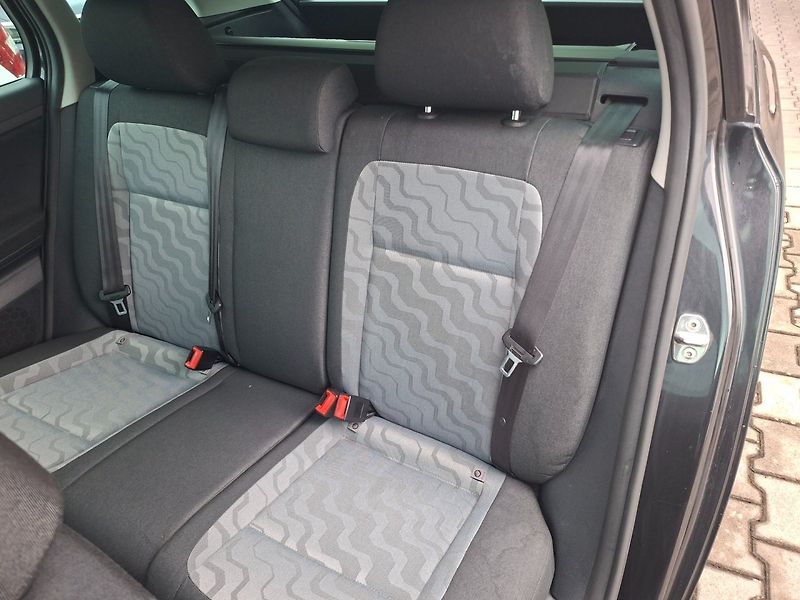 Škoda Fabia (2008) 1.4i 63kW -AUT.KLIMA-TEMPOMAT - fotka 24 z 30
