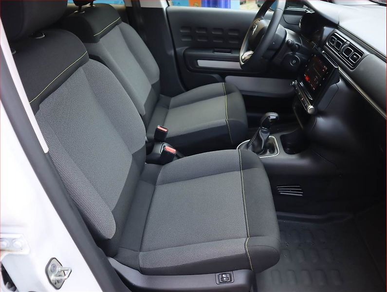 Citroën C3 (2023) 1.2 PureTech, Serv.kniha - fotka 9 z 19