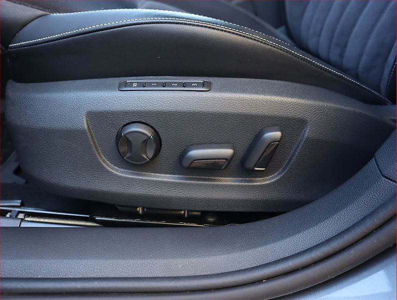 Škoda Superb (2022) Style 1.5 TSI - fotka 22 z 28