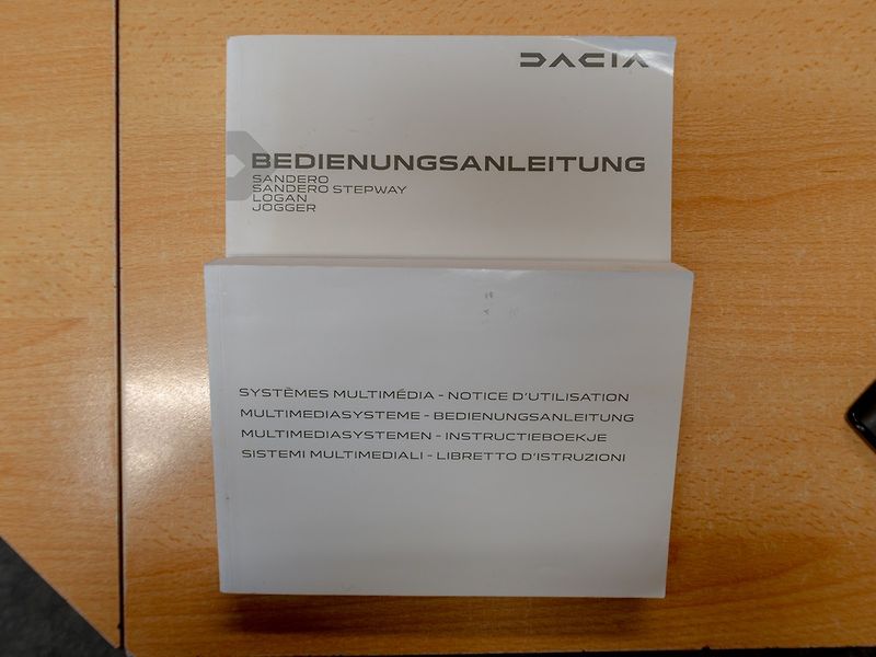 Dacia Jogger (2022) 1.0T 81KW DIGI – TAŽNÝ - fotka 51 z 53