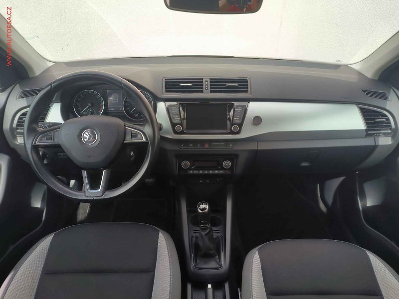 Škoda Fabia (2017) 1.4 TDi, Ambition, navi - fotka 8 z 19