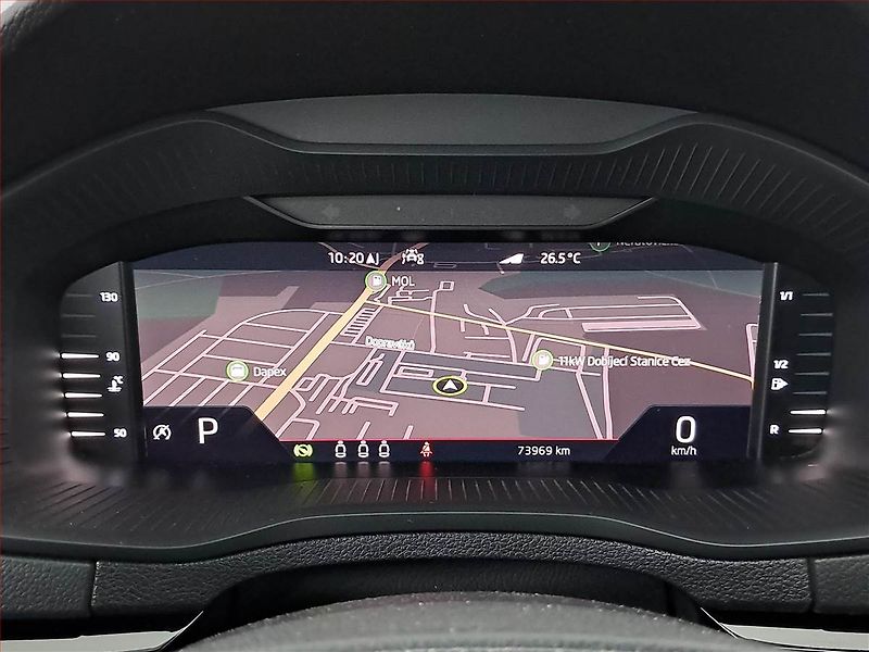 Škoda Karoq (2021) Sportline 1.5 TSI - fotka 11 z 22