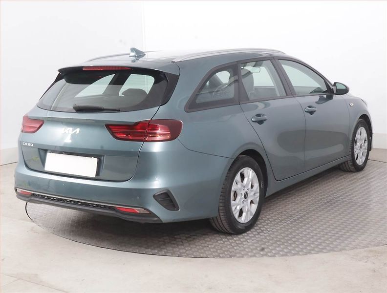 Kia Ceed (2023) Spin 1.0 T-GDI, SPIN, DPH - fotka 5 z 15