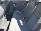Peugeot 2008 (2017) 1.2PT, ČR, AC, tempo - náhled 10