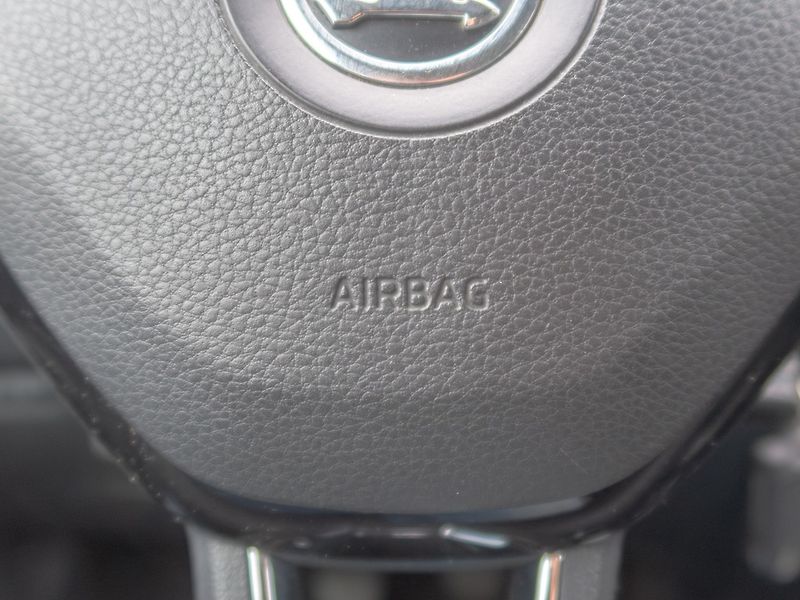Škoda Fabia (2016) 11/16 1.0i 55KW – TEMPOMAT - fotka 30 z 44