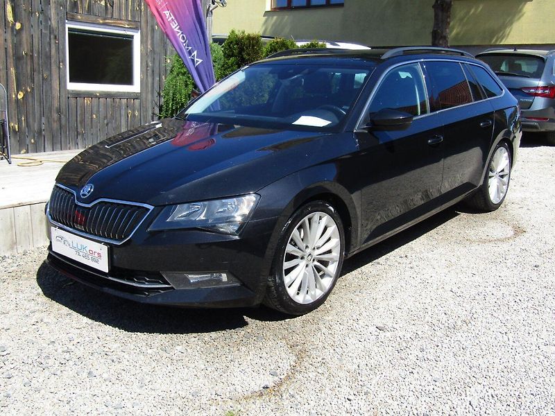 Škoda Superb (2016) 2.0 TDI 140 kW DSG  1.MAJITEL - fotka 1 z 45