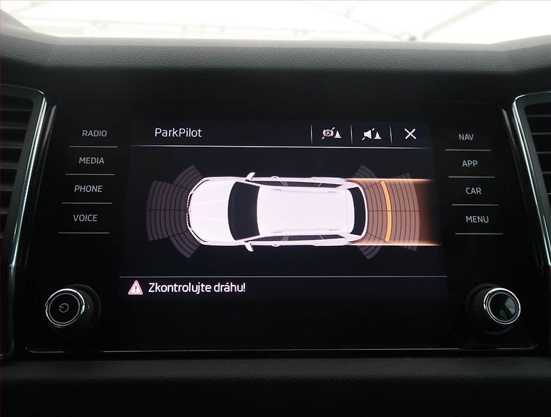 Škoda Kodiaq (2018) 2.0 TDI 4x4 - fotka 12 z 17