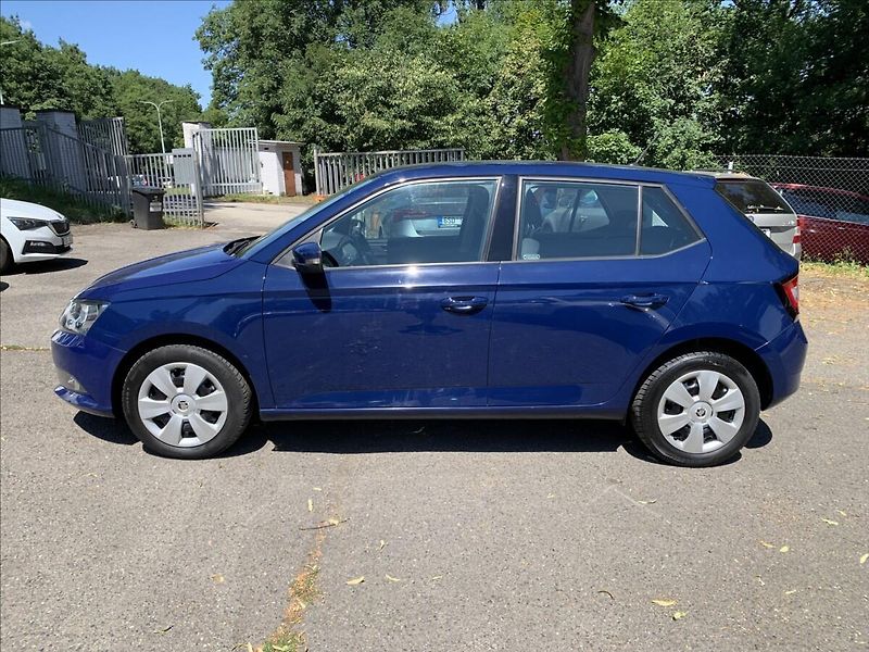 Škoda Fabia 1,0 MPI,1.MAJ,ČR - fotka 7 z 16