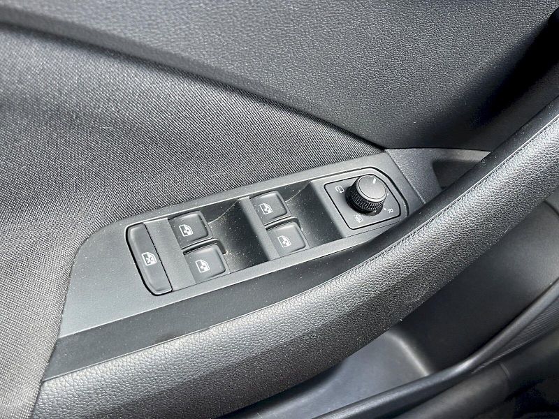 Škoda Scala (2024) 1.5 TSI 110 kW DSG Monte Carlo - fotka 23 z 33