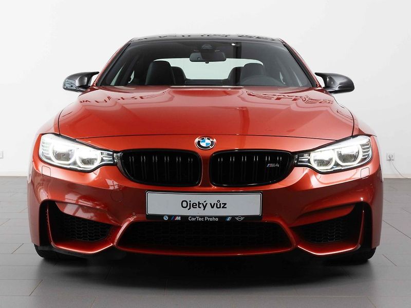 BMW M4 Coupé - fotka 2 z 19