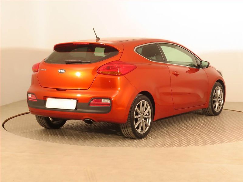 Kia Pro_Ceed (2013) 1.6 GDI, Serv.kniha, Tempomat - fotka 5 z 15
