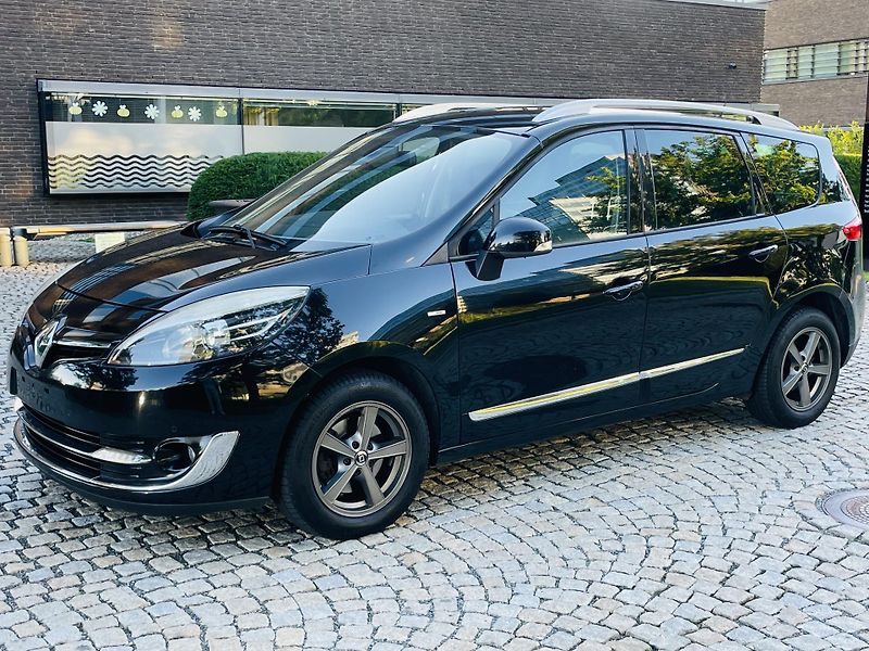 Renault Grand Scénic 1.6dCi MANUÁL KAMERA SERVISKA - fotka 6 z 47