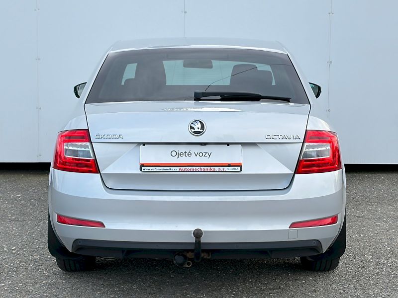Škoda Octavia (2017) 2.0 TDI / 110kW / ELEGANCE - fotka 11 z 32