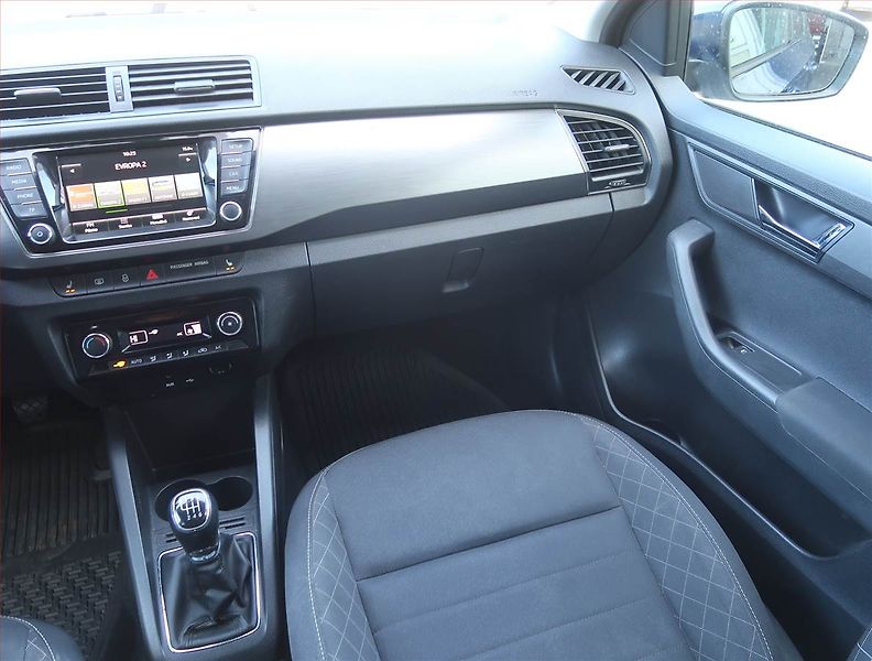 Škoda Fabia (2015) 1.2 TSI, ČR,1.maj, Serv.kniha - fotka 8 z 15